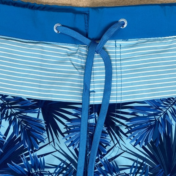 Men's Zeroxposur Medium 32 - 34 Swim Drawstring Shorts Trunks Stripes Blue Fern - Picture 7 of 10
